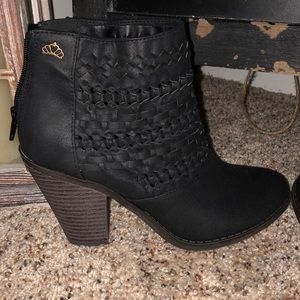 NWOT Fergalicious ankle booties